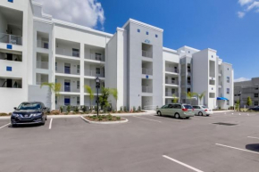 Luxury 5 Star Home on Storey Lake Resort, Minutes from Disney World, Orlando Apartment 2714